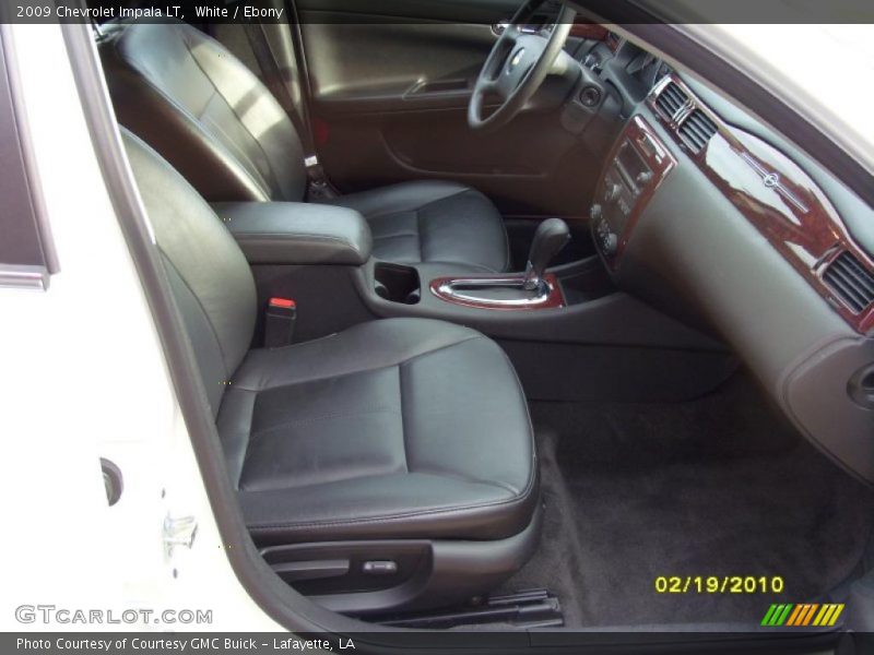 White / Ebony 2009 Chevrolet Impala LT