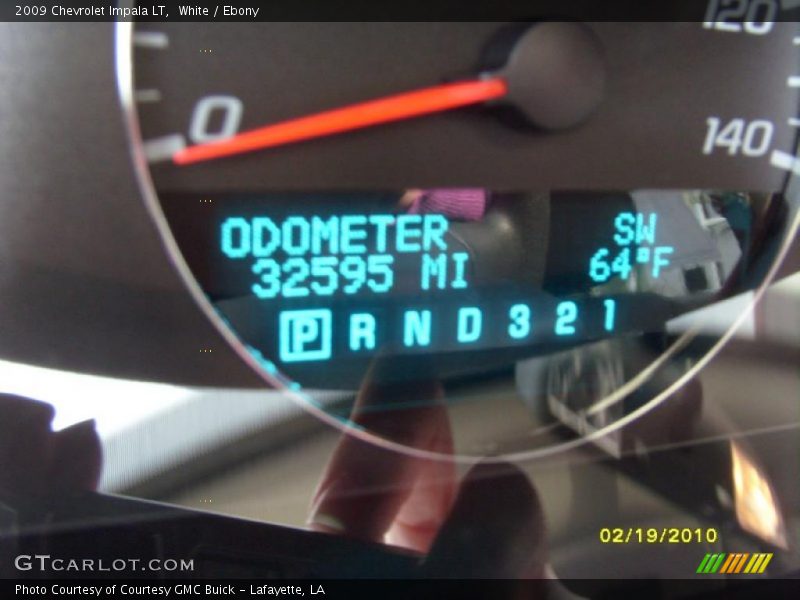 White / Ebony 2009 Chevrolet Impala LT