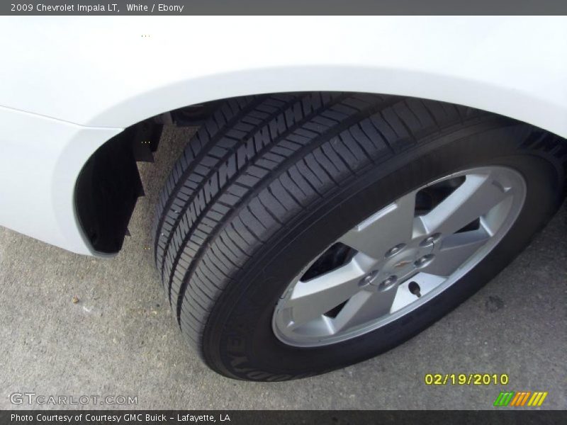 White / Ebony 2009 Chevrolet Impala LT