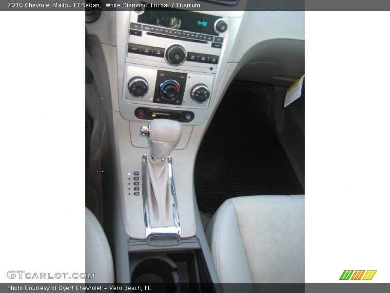 White Diamond Tricoat / Titanium 2010 Chevrolet Malibu LT Sedan