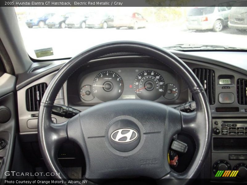 Electric Red Metallic / Gray 2005 Hyundai Elantra GT Hatchback