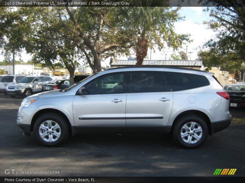 Silver Ice Metallic / Dark Gray/Light Gray 2010 Chevrolet Traverse LS