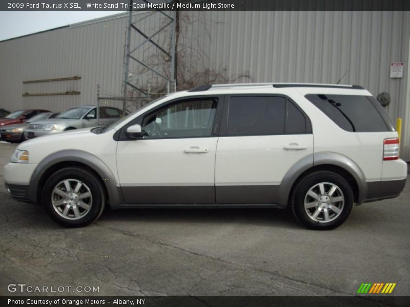 White Sand Tri-Coat Metallic / Medium Light Stone 2009 Ford Taurus X SEL