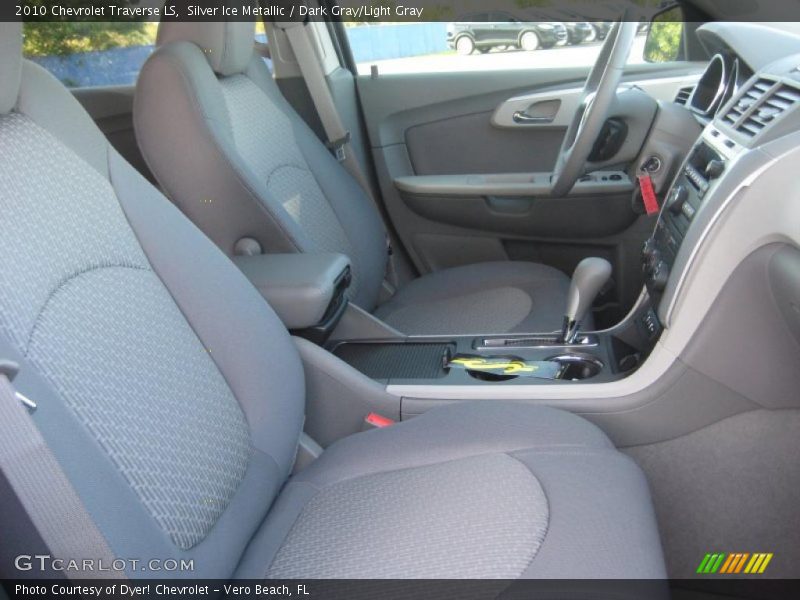 Silver Ice Metallic / Dark Gray/Light Gray 2010 Chevrolet Traverse LS