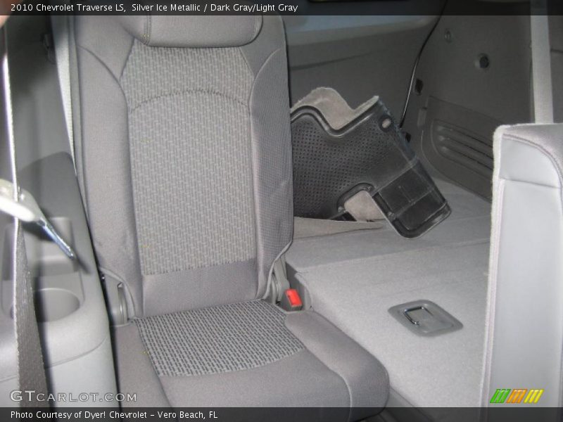 Silver Ice Metallic / Dark Gray/Light Gray 2010 Chevrolet Traverse LS