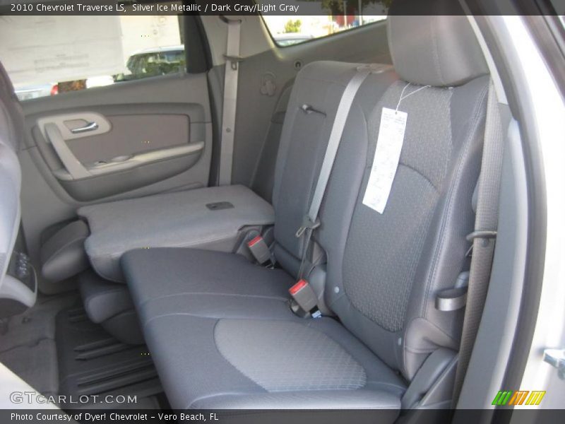 Silver Ice Metallic / Dark Gray/Light Gray 2010 Chevrolet Traverse LS