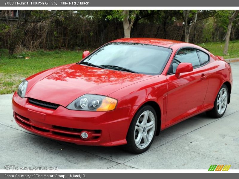 Front 3/4 View of 2003 Tiburon GT V6