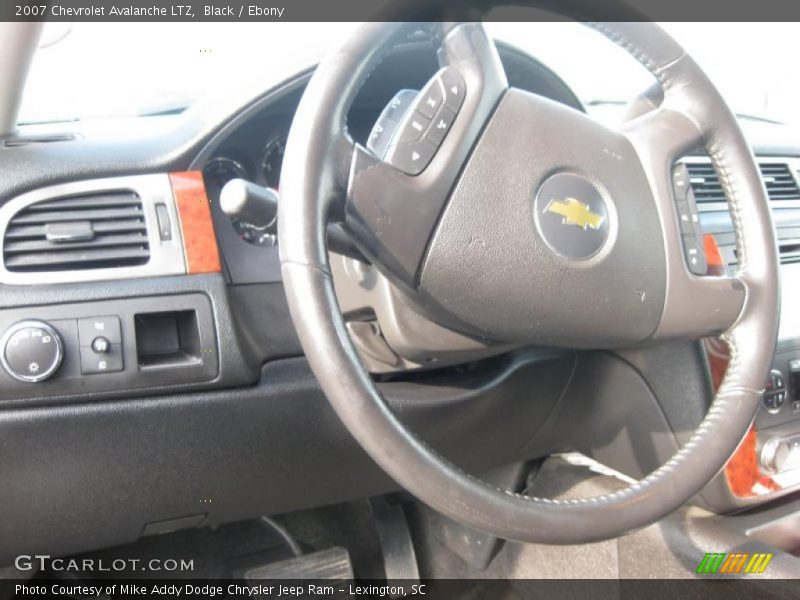 Black / Ebony 2007 Chevrolet Avalanche LTZ