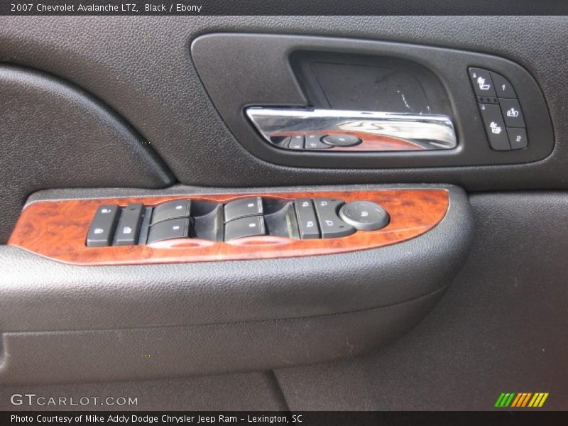 Black / Ebony 2007 Chevrolet Avalanche LTZ