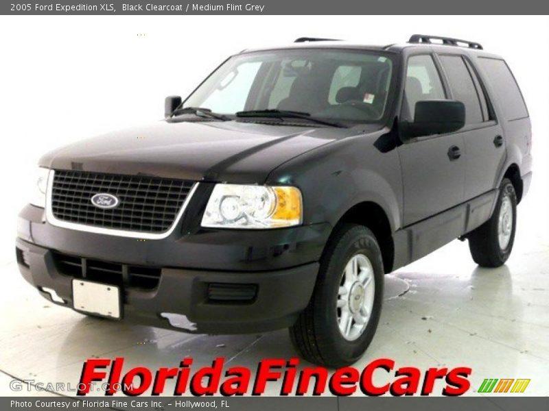 Black Clearcoat / Medium Flint Grey 2005 Ford Expedition XLS