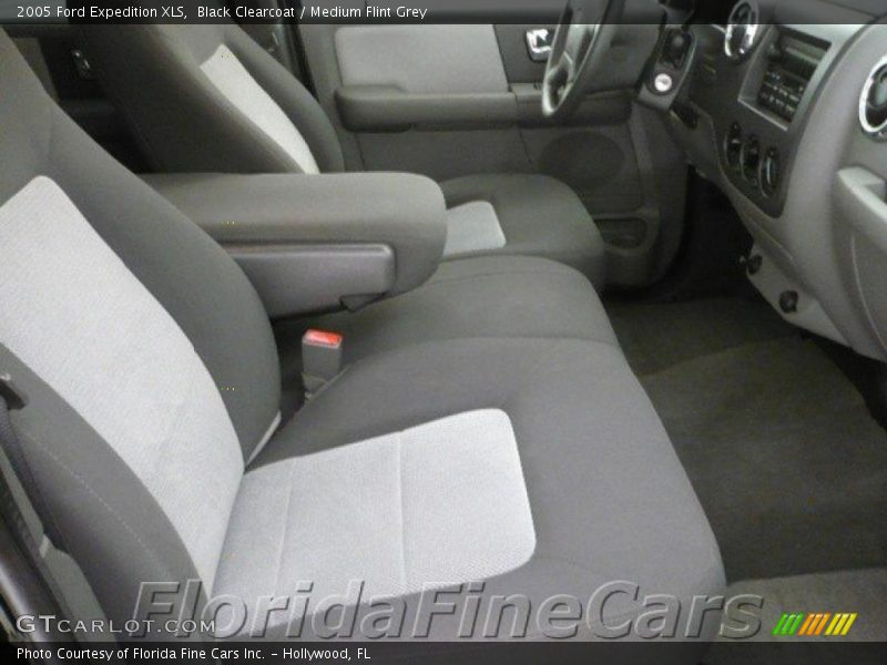 Black Clearcoat / Medium Flint Grey 2005 Ford Expedition XLS