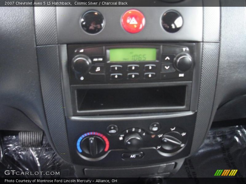 Cosmic Silver / Charcoal Black 2007 Chevrolet Aveo 5 LS Hatchback