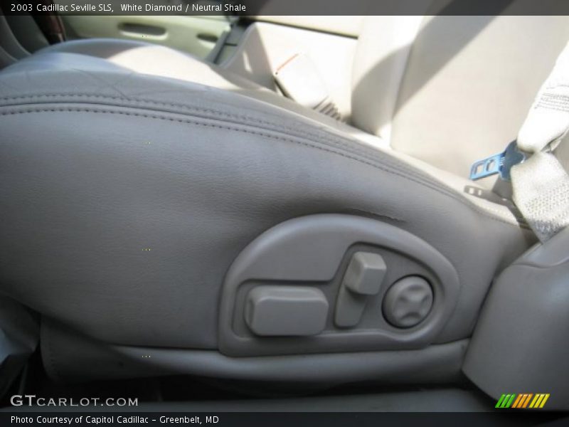 White Diamond / Neutral Shale 2003 Cadillac Seville SLS