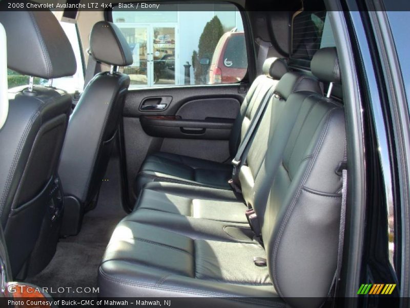Black / Ebony 2008 Chevrolet Avalanche LTZ 4x4