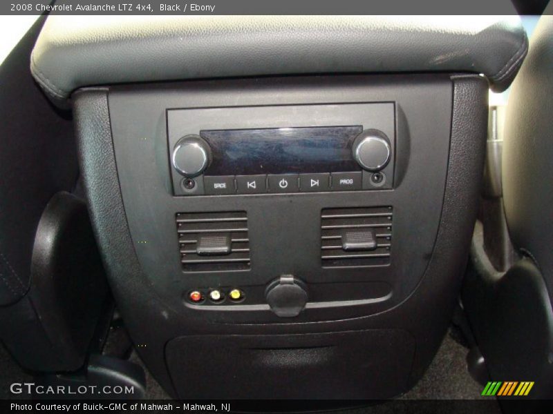 Black / Ebony 2008 Chevrolet Avalanche LTZ 4x4