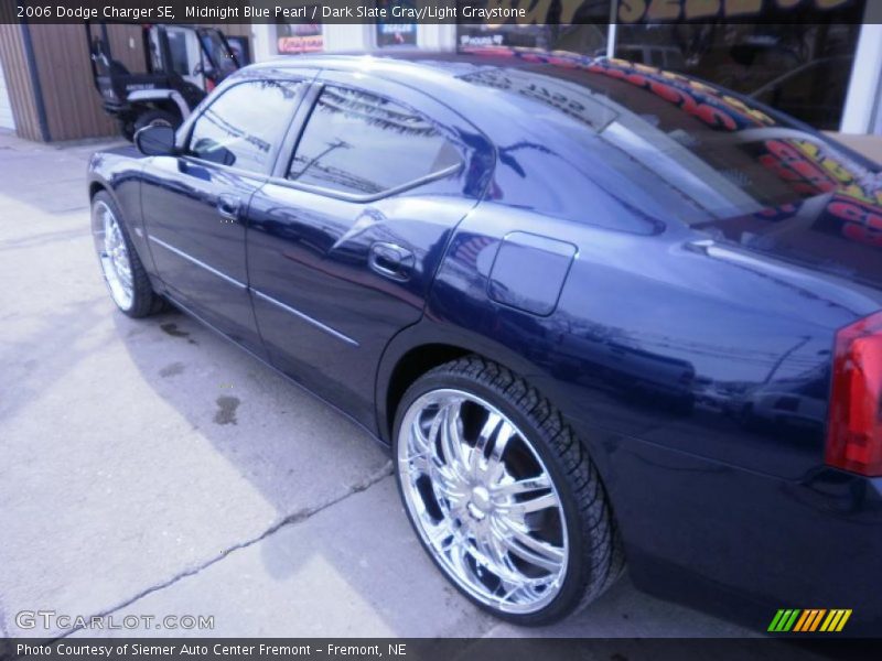 Midnight Blue Pearl / Dark Slate Gray/Light Graystone 2006 Dodge Charger SE