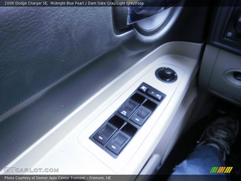 Midnight Blue Pearl / Dark Slate Gray/Light Graystone 2006 Dodge Charger SE