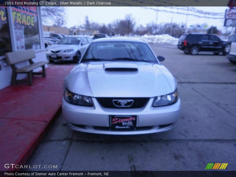 Silver Metallic / Dark Charcoal 2001 Ford Mustang GT Coupe
