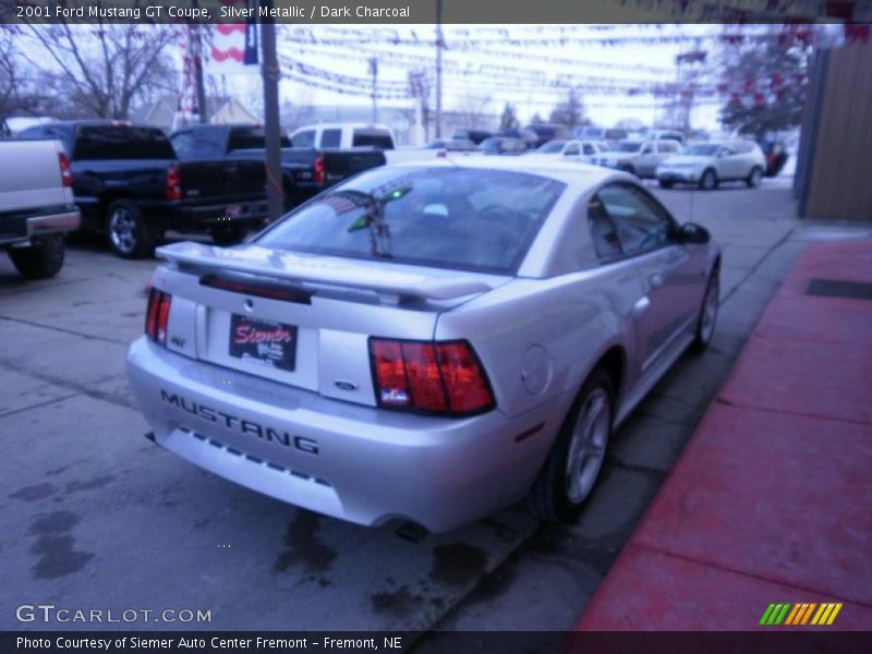 Silver Metallic / Dark Charcoal 2001 Ford Mustang GT Coupe