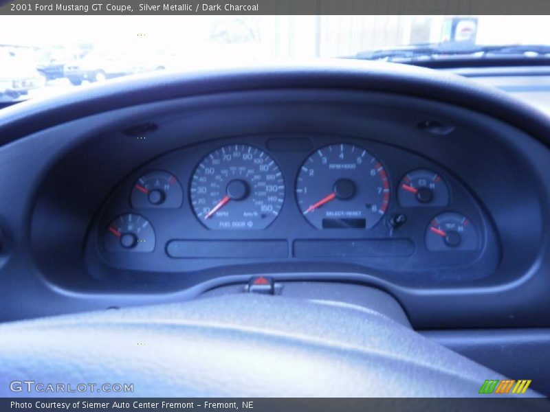Silver Metallic / Dark Charcoal 2001 Ford Mustang GT Coupe