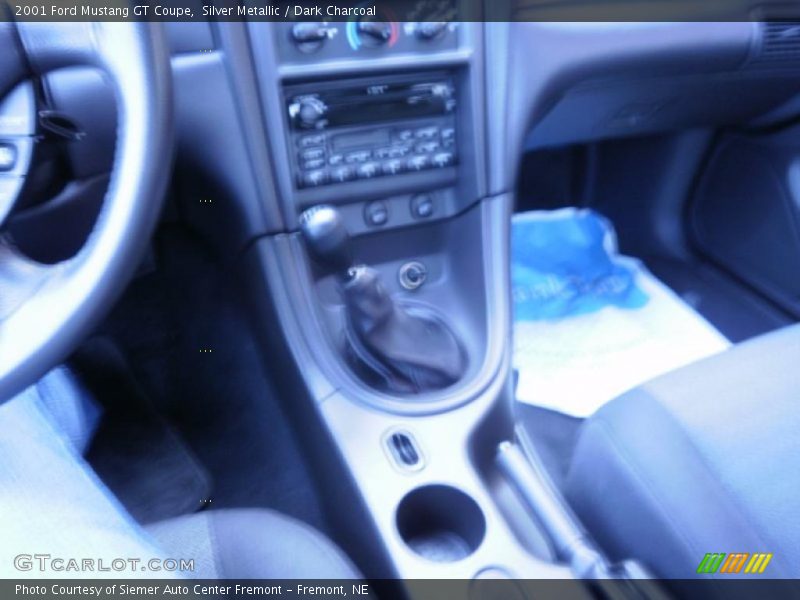 Silver Metallic / Dark Charcoal 2001 Ford Mustang GT Coupe