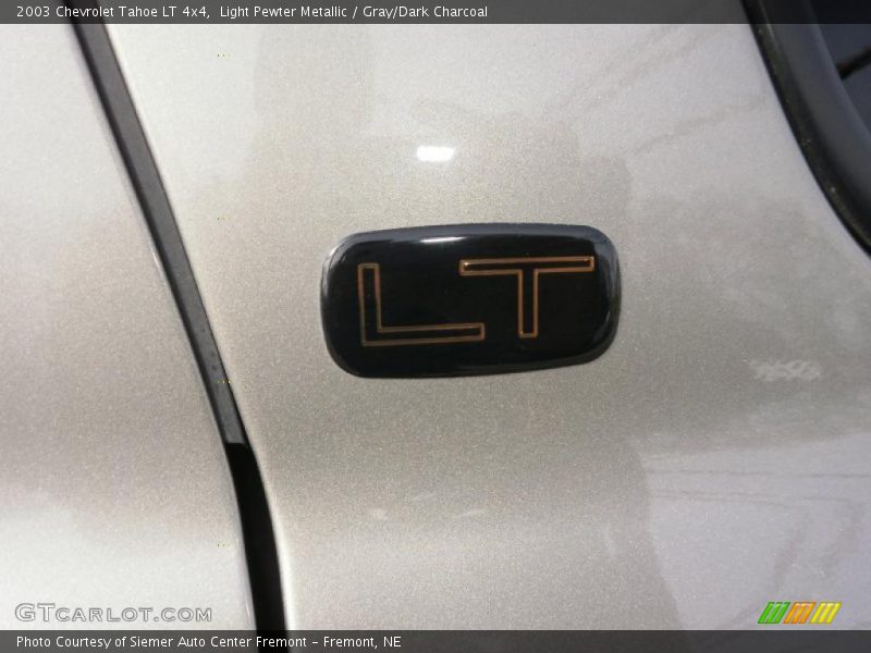 Light Pewter Metallic / Gray/Dark Charcoal 2003 Chevrolet Tahoe LT 4x4