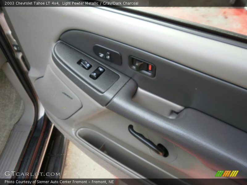 Light Pewter Metallic / Gray/Dark Charcoal 2003 Chevrolet Tahoe LT 4x4