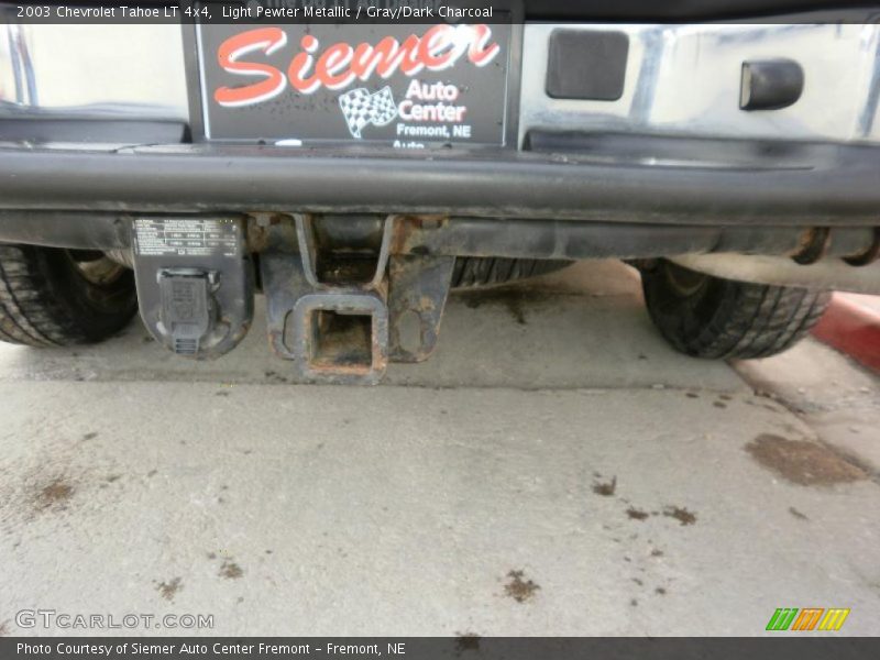 Light Pewter Metallic / Gray/Dark Charcoal 2003 Chevrolet Tahoe LT 4x4