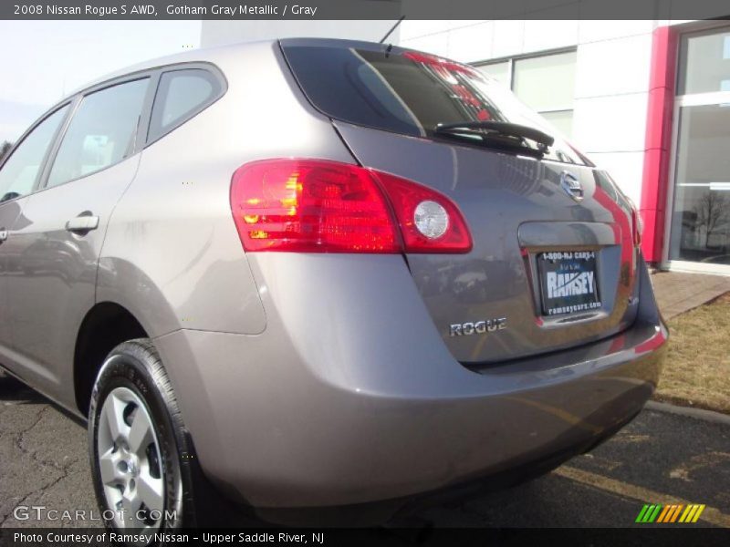 Gotham Gray Metallic / Gray 2008 Nissan Rogue S AWD