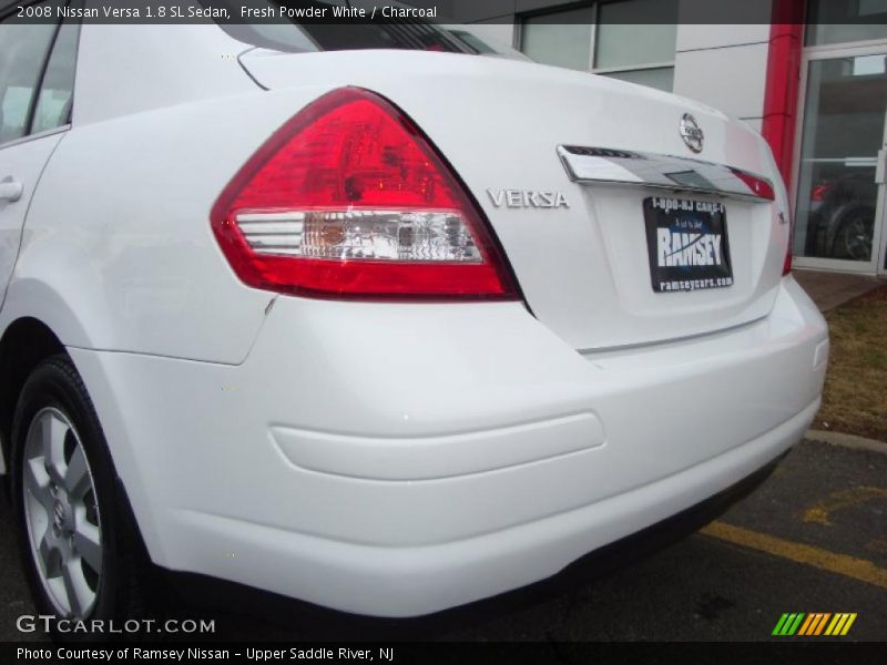 Fresh Powder White / Charcoal 2008 Nissan Versa 1.8 SL Sedan