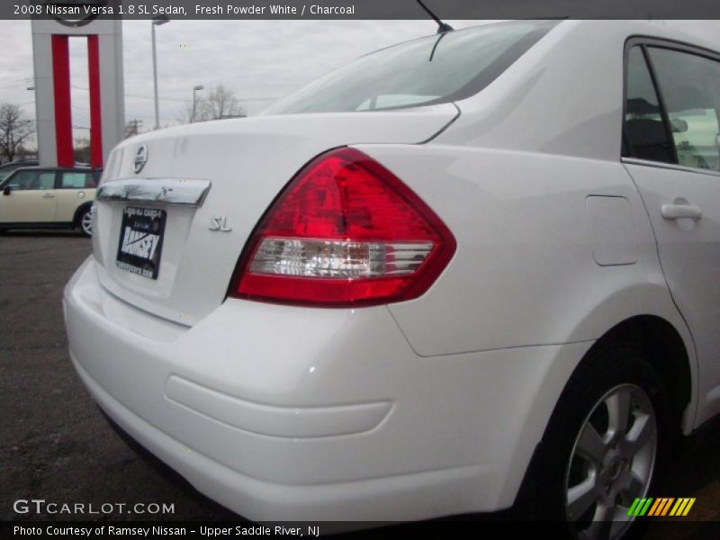 Fresh Powder White / Charcoal 2008 Nissan Versa 1.8 SL Sedan