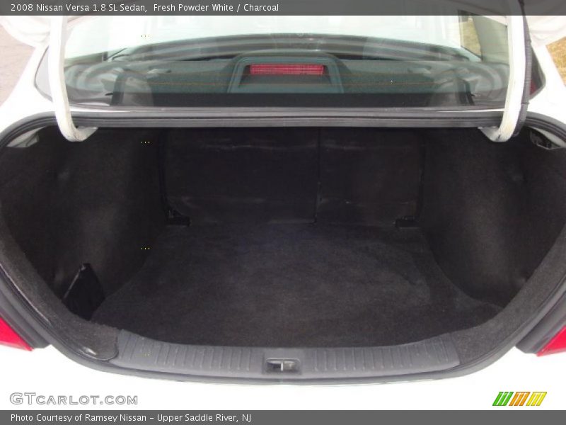 Fresh Powder White / Charcoal 2008 Nissan Versa 1.8 SL Sedan