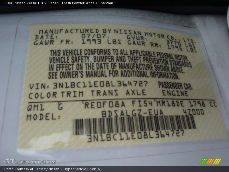 Fresh Powder White / Charcoal 2008 Nissan Versa 1.8 SL Sedan