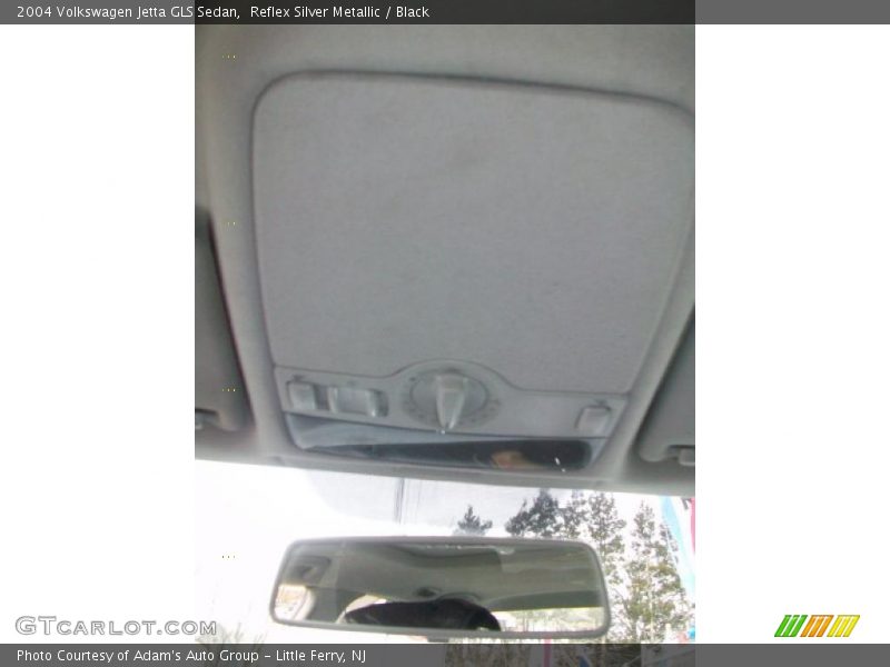 Reflex Silver Metallic / Black 2004 Volkswagen Jetta GLS Sedan