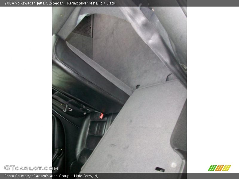 Reflex Silver Metallic / Black 2004 Volkswagen Jetta GLS Sedan