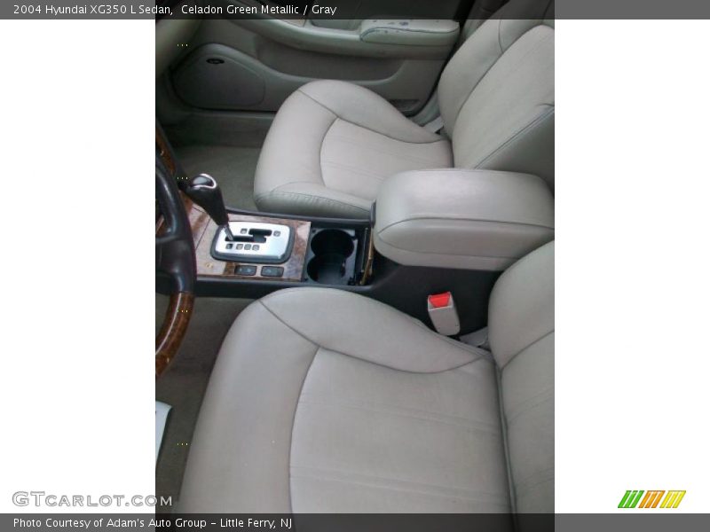Celadon Green Metallic / Gray 2004 Hyundai XG350 L Sedan