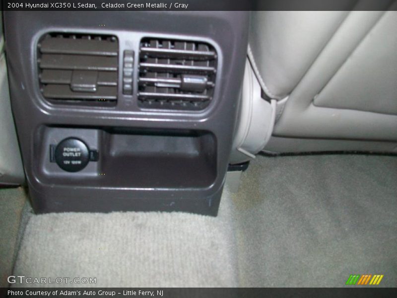 Celadon Green Metallic / Gray 2004 Hyundai XG350 L Sedan