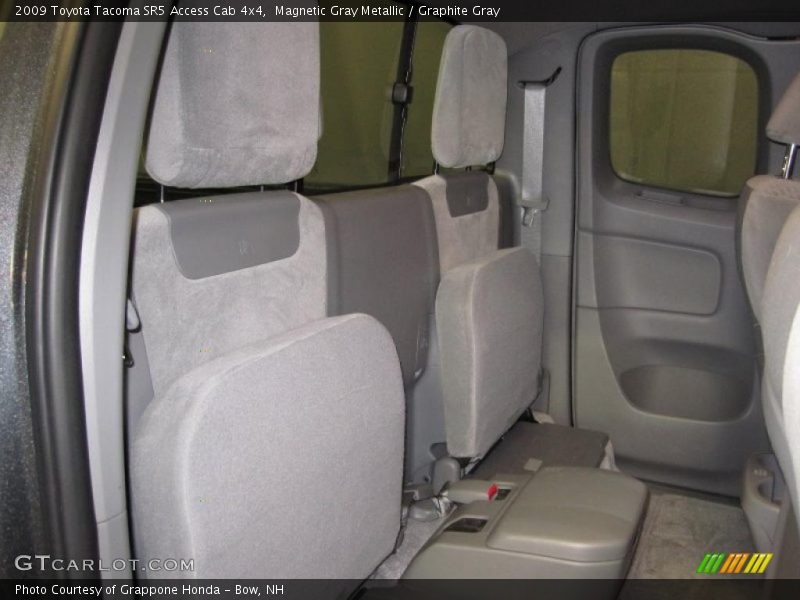 Magnetic Gray Metallic / Graphite Gray 2009 Toyota Tacoma SR5 Access Cab 4x4