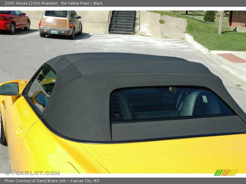 Rio Yellow Pearl / Black 2005 Honda S2000 Roadster