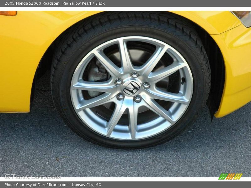 Rio Yellow Pearl / Black 2005 Honda S2000 Roadster