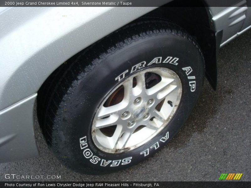 Silverstone Metallic / Taupe 2000 Jeep Grand Cherokee Limited 4x4