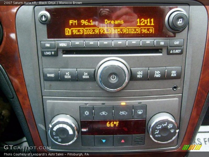 Black Onyx / Morocco Brown 2007 Saturn Aura XR