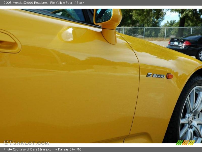 Rio Yellow Pearl / Black 2005 Honda S2000 Roadster