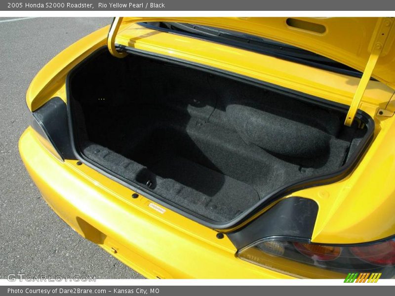Rio Yellow Pearl / Black 2005 Honda S2000 Roadster