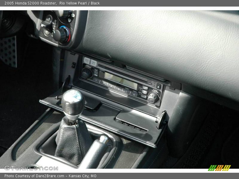 Rio Yellow Pearl / Black 2005 Honda S2000 Roadster