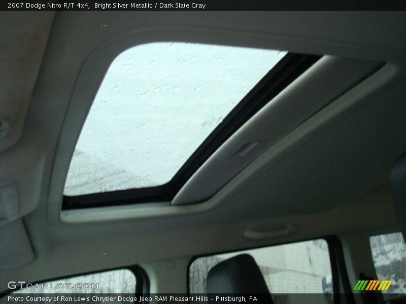 Bright Silver Metallic / Dark Slate Gray 2007 Dodge Nitro R/T 4x4