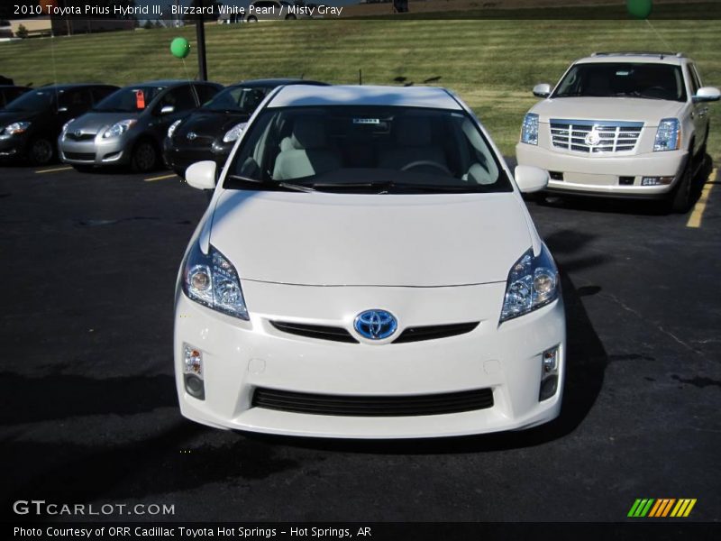 Blizzard White Pearl / Misty Gray 2010 Toyota Prius Hybrid III