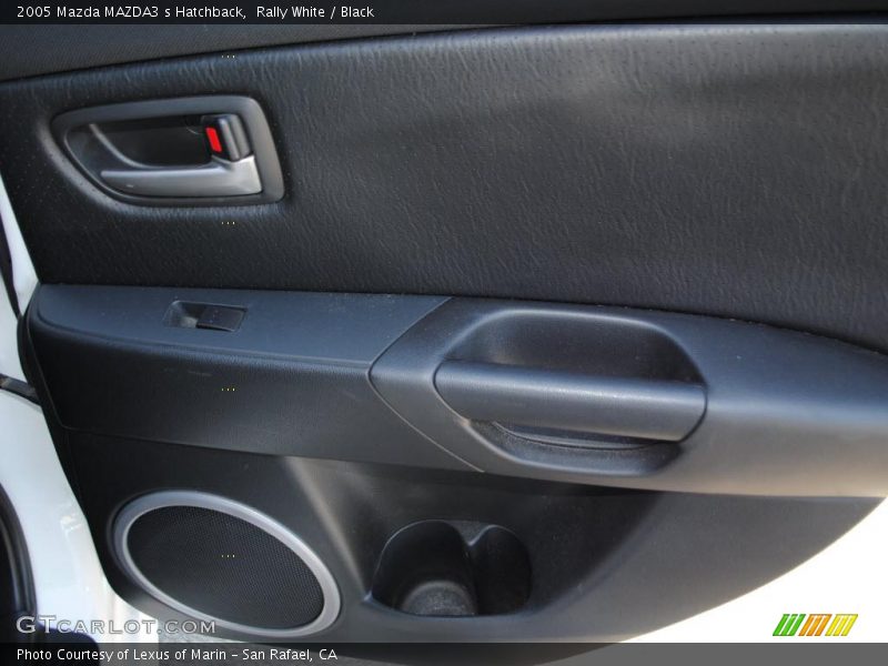 Rally White / Black 2005 Mazda MAZDA3 s Hatchback