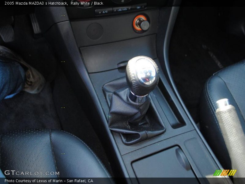 Rally White / Black 2005 Mazda MAZDA3 s Hatchback
