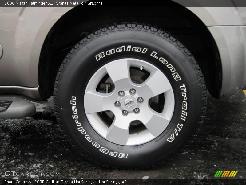 Granite Metallic / Graphite 2006 Nissan Pathfinder SE